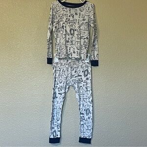 Carter's Boy’s Size 7 White &. Blue Cute Animal Print Pajama Set